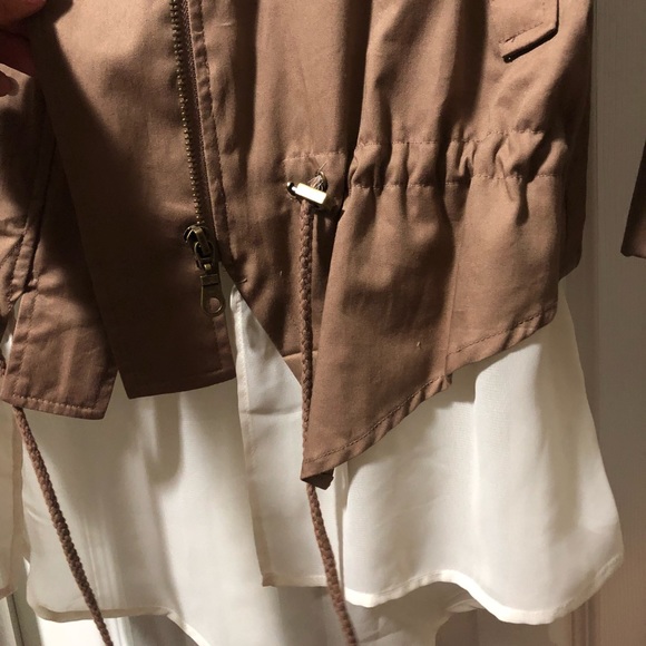 Jacket - Picture 4 of 4